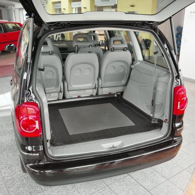 Premium Rubberised Skoda Yeti 5 Door Hatchback Boot Liner